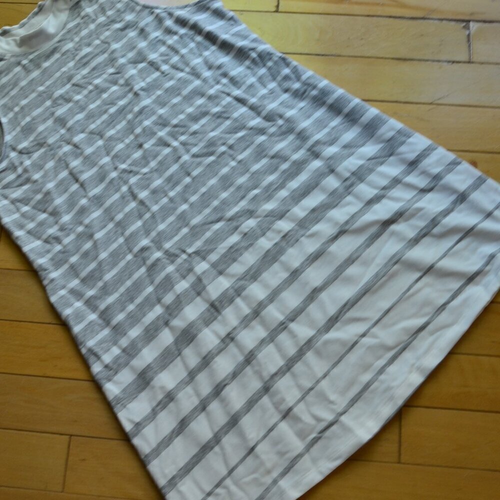 TASH + SOPHIE Mock Neck Sleeveless Variegate Dress L - Picture 2 of 8